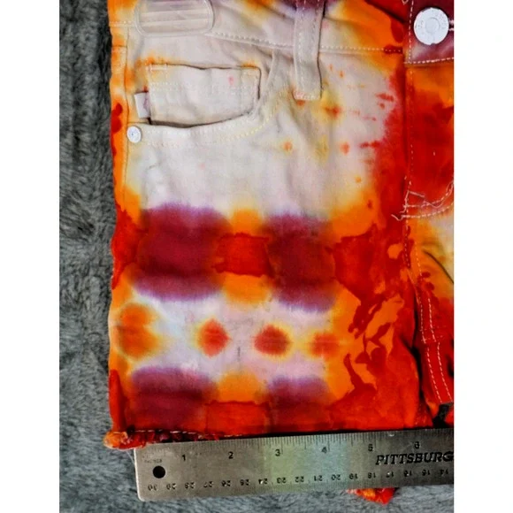 Tommy Bahama Girls 10 Artisan Hand Dyed Cutoff Shorts Red Orange Yellow Fire Gri - Picture 6 of 11